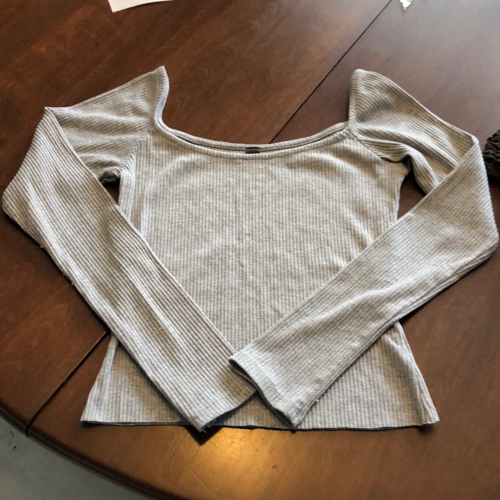 Gray ribbed crop top size S
